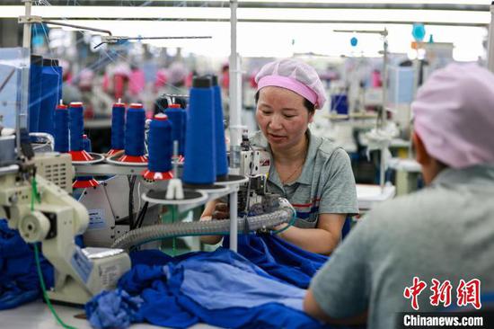 貴州三穗 科技賦能紡織業(yè) 推動產(chǎn)業(yè)集群化